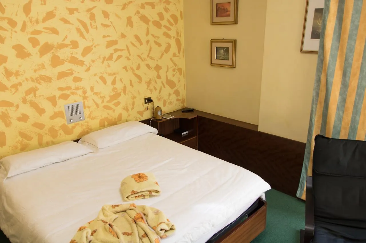 Residence Loreto Milan 3*,  Italy