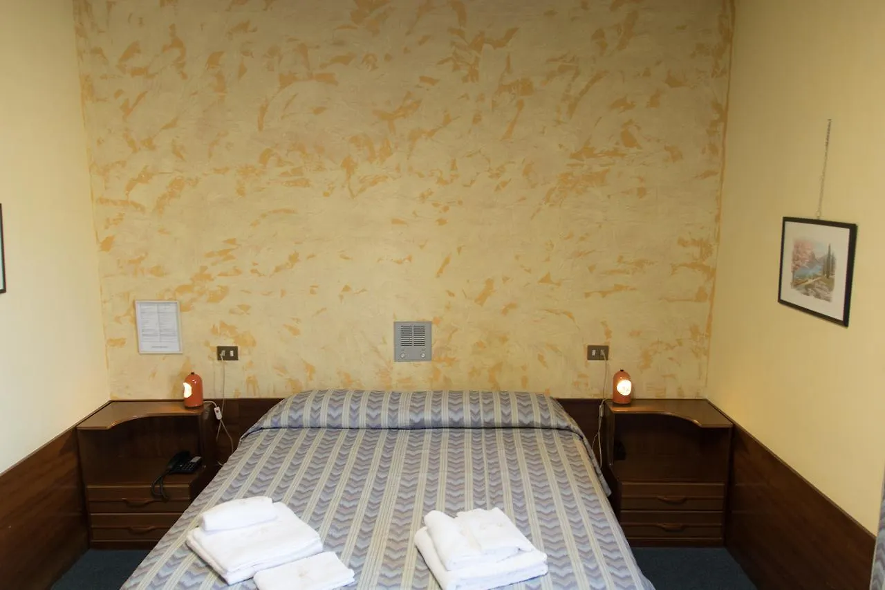 *** Aparthotel Residence Loreto Milan Italy