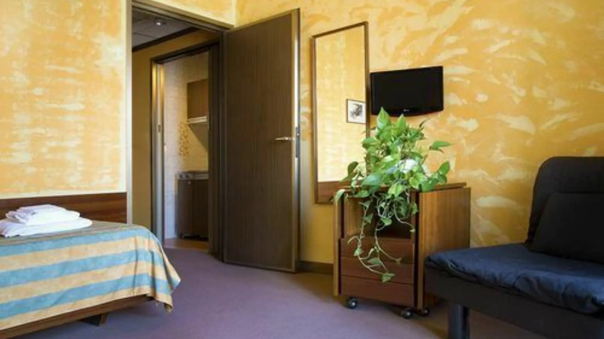 Residence Loreto Milan Aparthotel