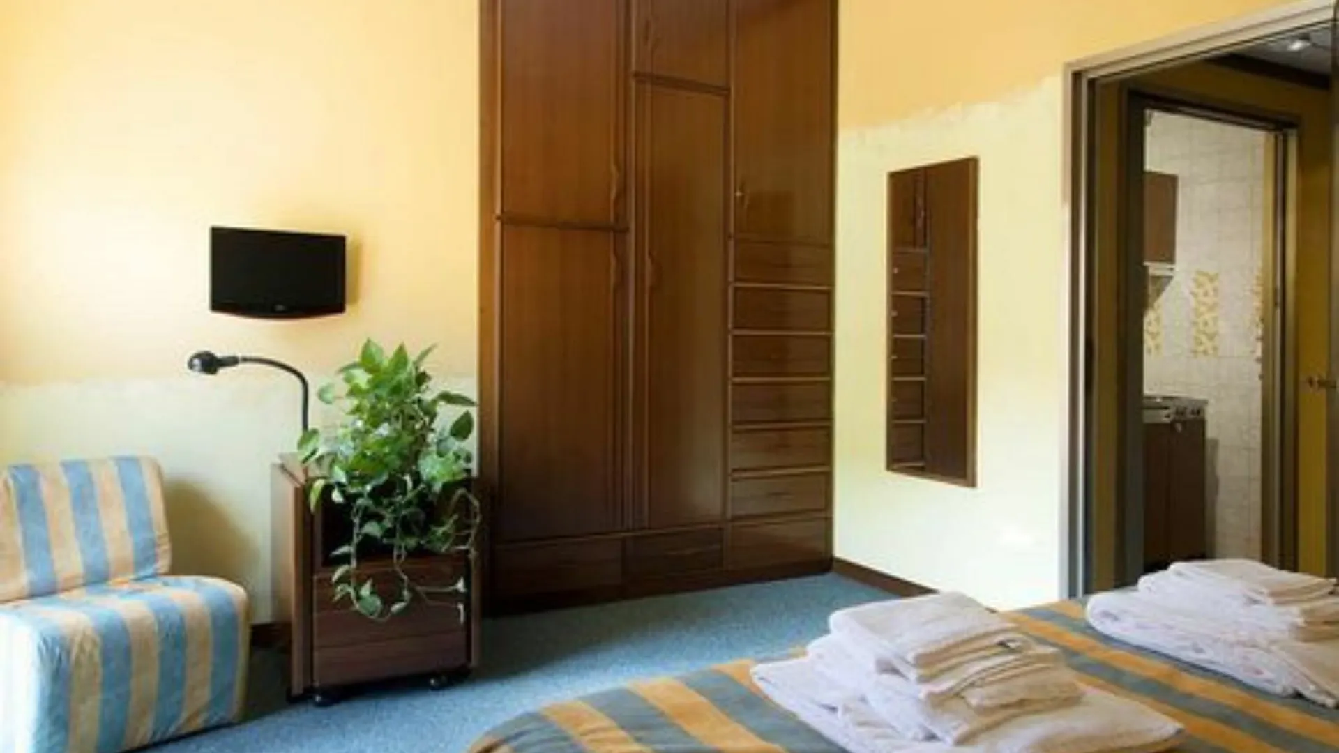 Residence Loreto Milan Italy